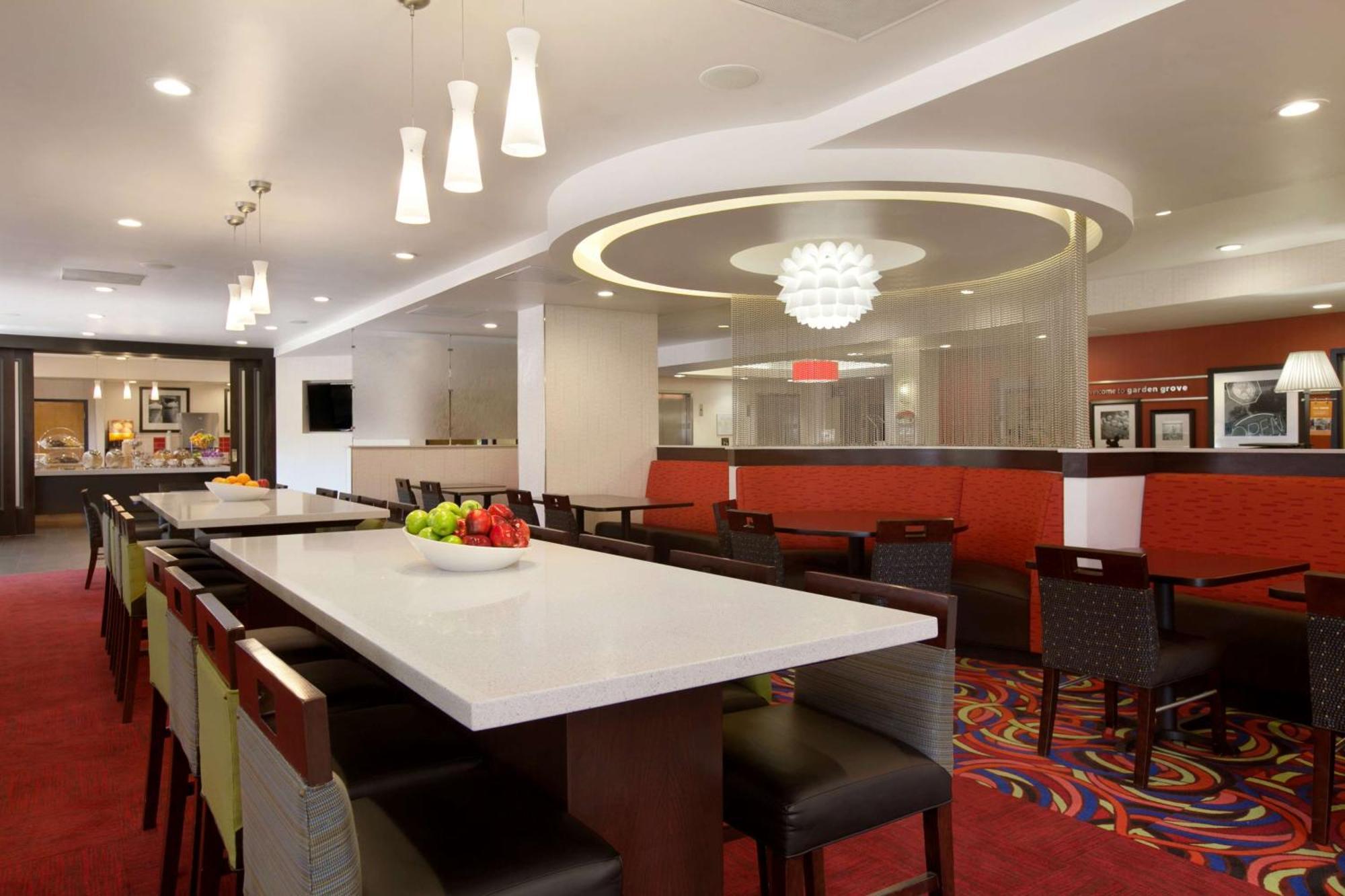 Hampton Inn & Suites Anaheim Garden Grove Zewnętrze zdjęcie